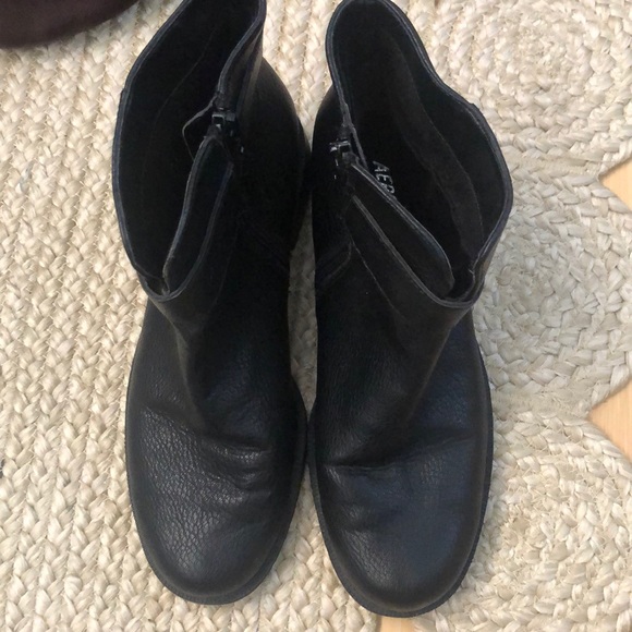 Leather ankle booties - Picture 2 of 3